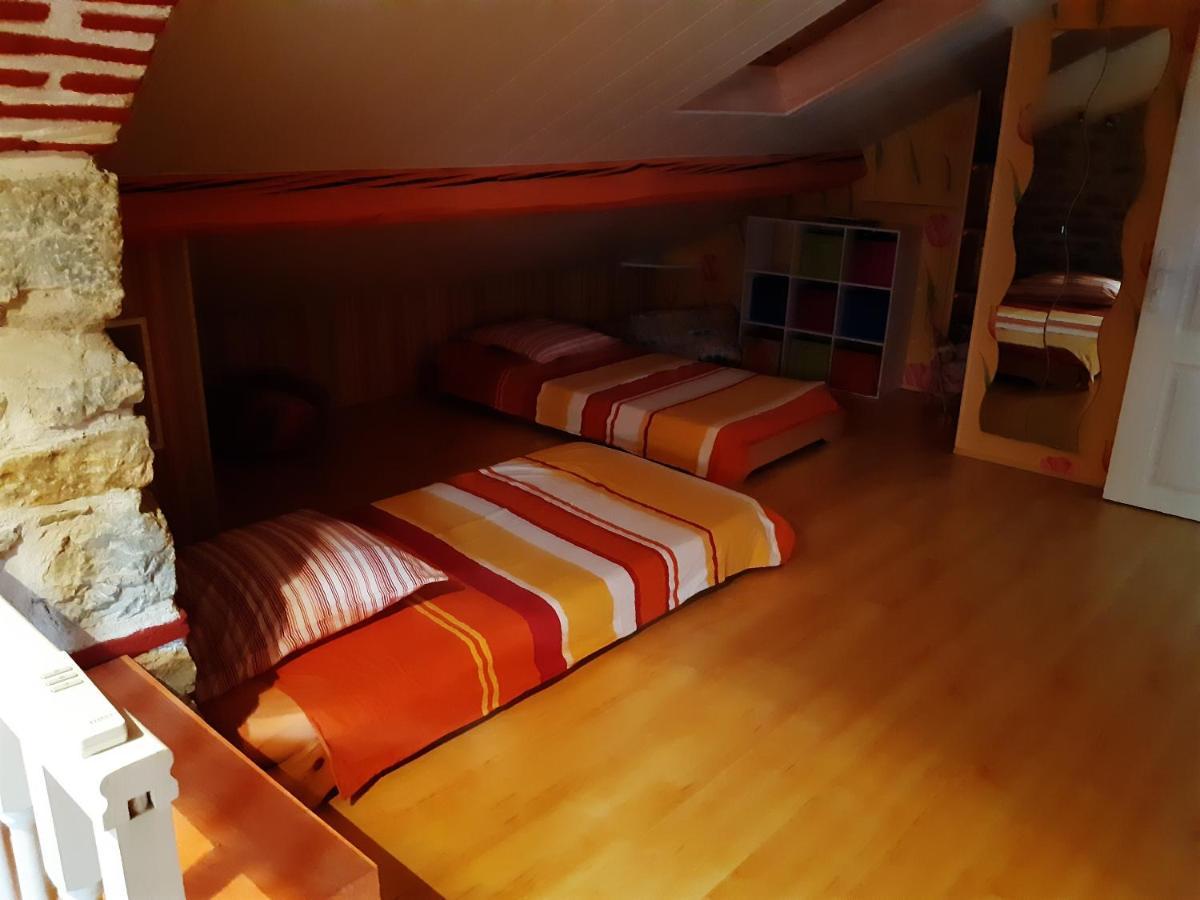 La Providence, Chambres D'Hotes Saint-Sernin-du-Plain ภายนอก รูปภาพ